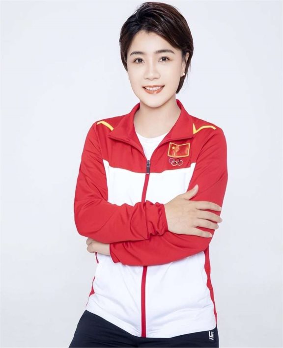 15岁空翻惊国际体联,体操女神莫慧兰今在何方?