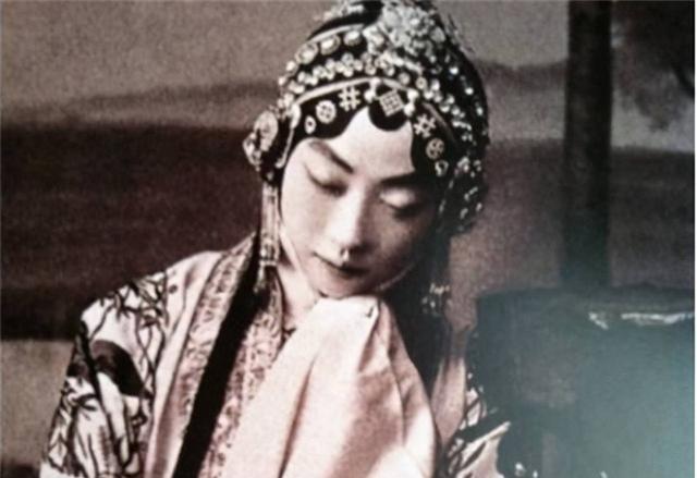 为拒绝给日军演出,梅兰芳甘愿打三针伤寒针,抗战期间誓死不登台