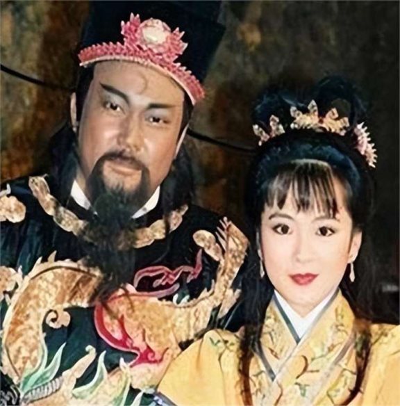 金超群老婆陈琪庞妃图片