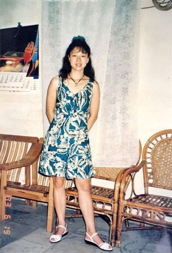 李宁之妻陈永妍:结婚六年无子,见证丈夫的眼泪,44岁冒险生女