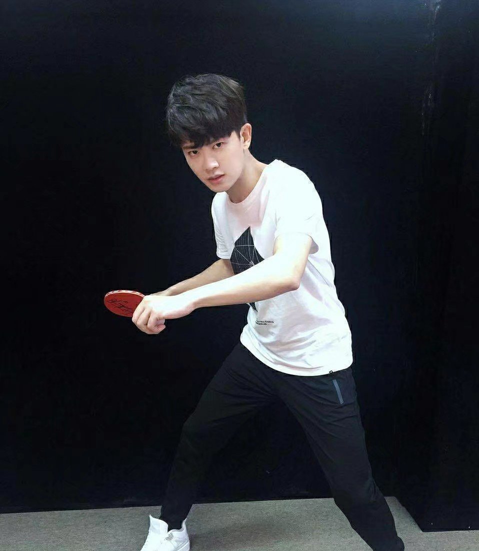 前乒乓球运动员任嘉伦,惊喜揭秘,曾与奥运冠军陈梦并肩战斗!