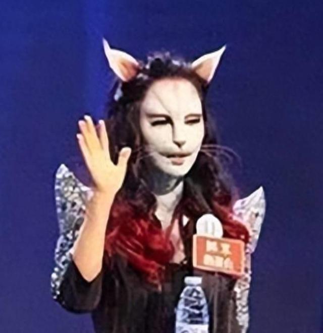 非诚勿扰猫脸女孩,卸妆后长这样!难怪无人敢牵手