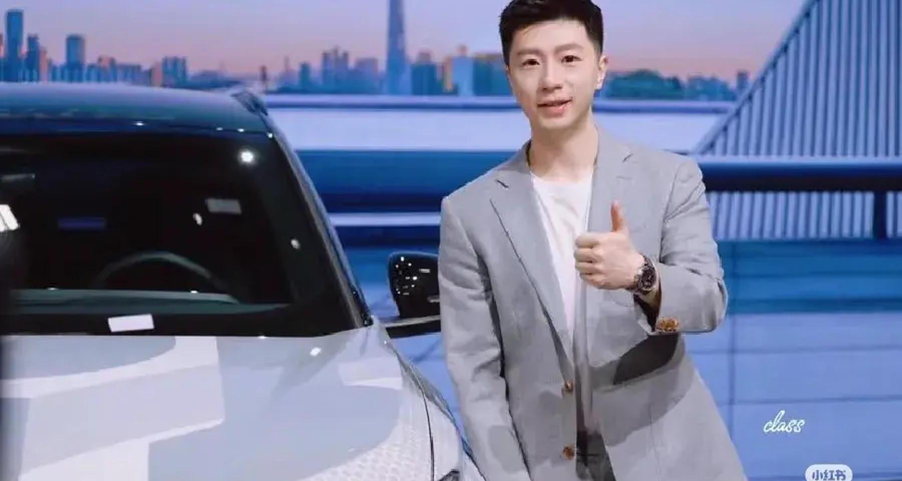 看看马龙和他的豪华座驾,你就知道他有多么成功了