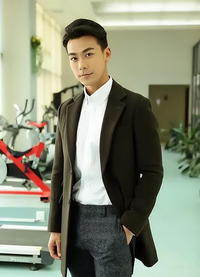 演员戴向宇发声!毫不相干的人,俩嘴一翻就会抹杀一个人一生努力