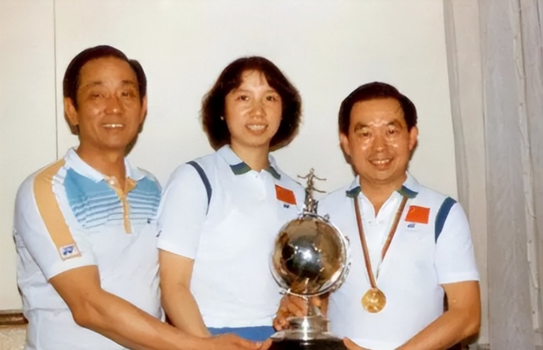 羽坛皇后李玲蔚:48枚金牌,13次世界冠军,丈夫是她的坚强后援