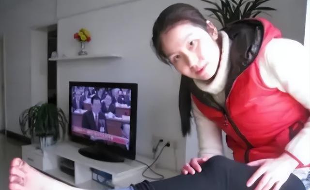 每天发一张恐怖自拍?天涯论坛最诡异事件之一,小婷562始末