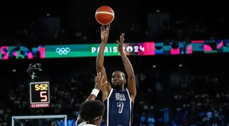 美国三大球本届成绩:男女篮 女足金牌!剩男足无奖牌