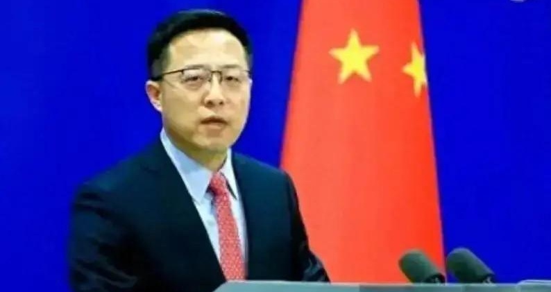 抹黑事件!妻癌治费仅300?赵立坚霸气回应:拉黑屏蔽反击