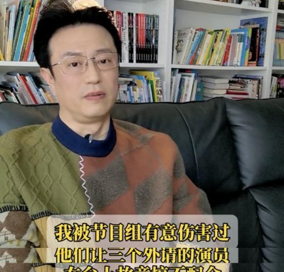 曾经辉煌30年的《梨园春》,倪宝铎离开后,为何庞晓戈玩不转