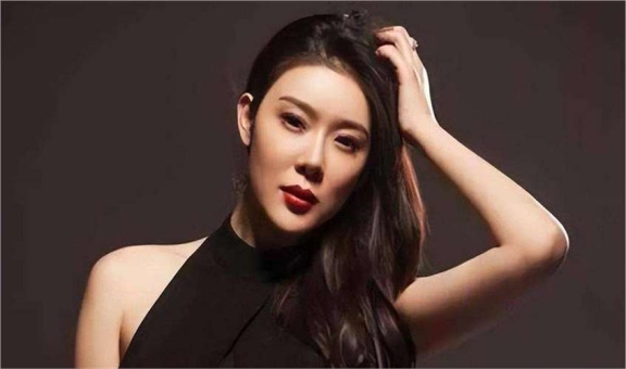 环球小姐赵雅淇:和李凯泽高虎谈恋爱,插足世界冠军家庭自毁声誉