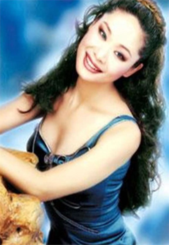 于文华:李凡抛弃后绯闻缠身,嫁丑男现况如何?