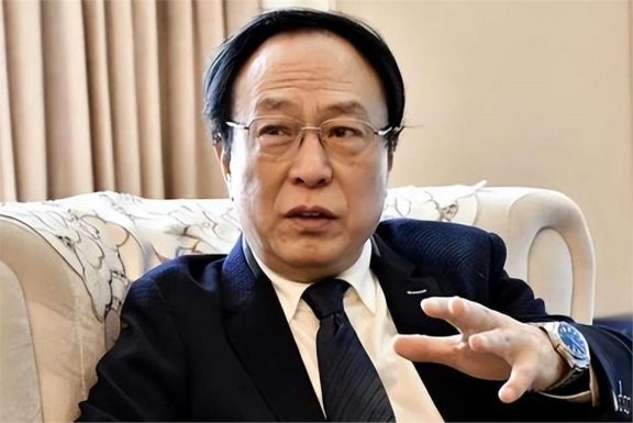 吴以岭:靠五种虫月入上亿,又制造出连花清瘟,出诊只收8元诊费