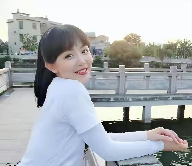 广东电视台主持人毛琳:我出生在韶关,14岁来广州,籍贯是梅州