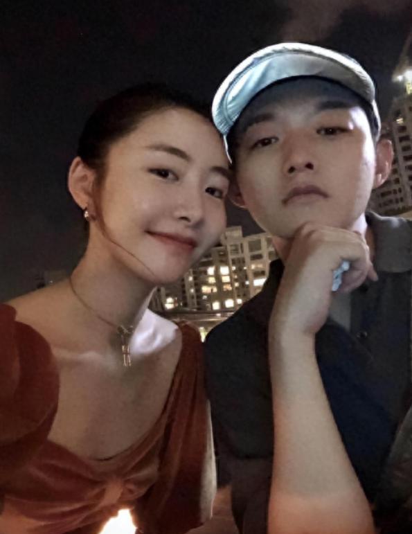 "上岸第一剑,先斩意中人",陈露用9年青春,"毁了"霍尊一生