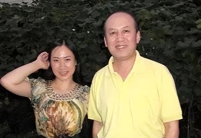 郭达20次登上春晚,多亏妻子多年在背后的默默支持