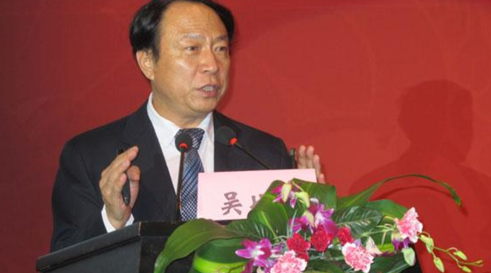 连花清瘟创始人吴以岭,靠虫子干出百亿身家,却为何多年不变诊费