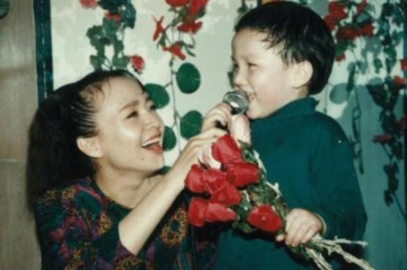 英达和宋丹丹:因一同出轨而离婚,怎么在多年后却剑拔弩张?