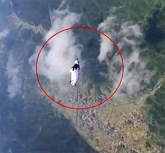 富家女挑战翼装飞行,竟然意外坠亡天门山,她的遗言让人泪目