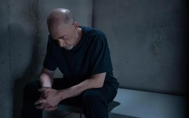 如果在相对宇宙中遇见另一个自己,你会说什么?