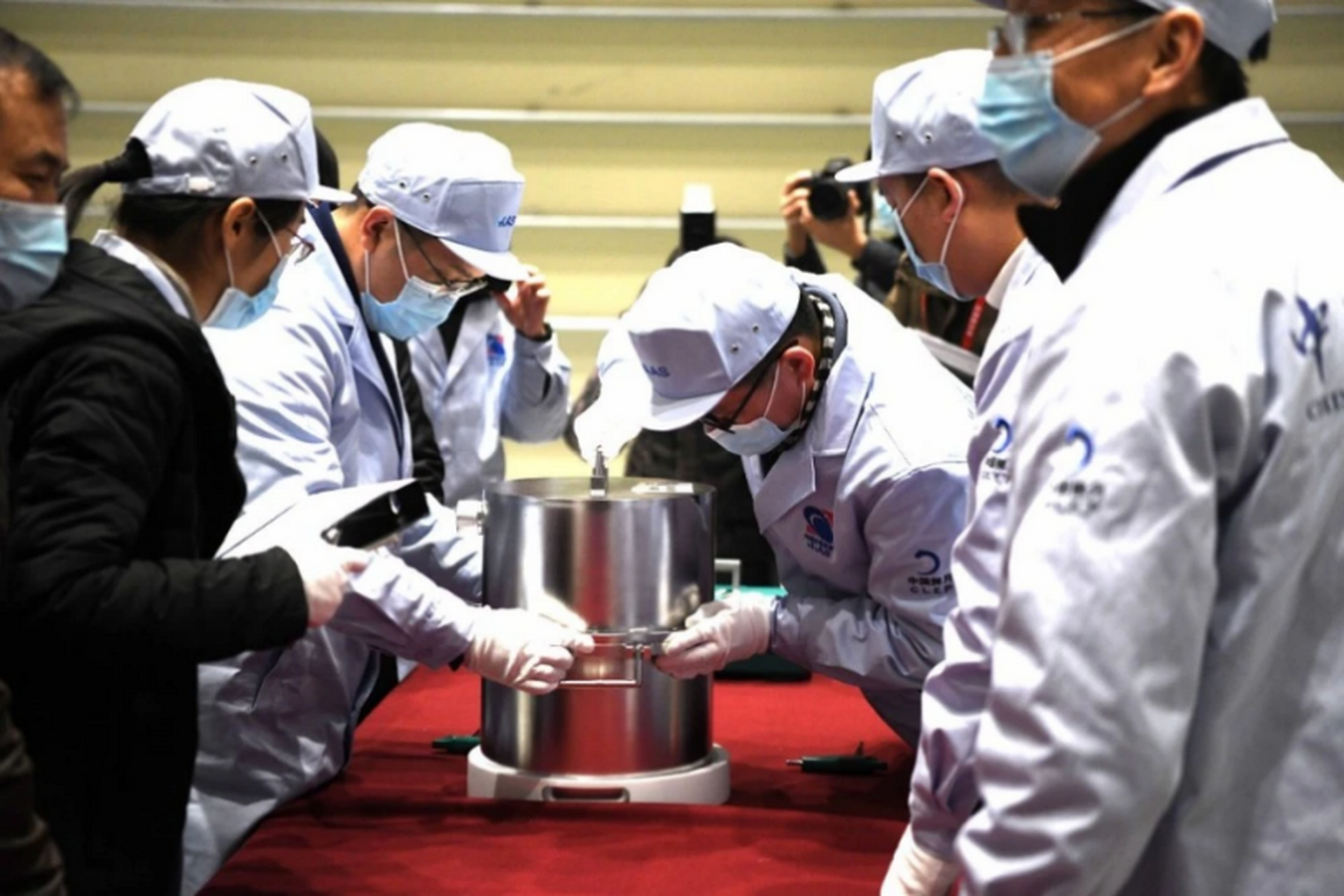 2030年月球种菜?