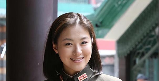 重温《潜伏》:左蓝最初接近余则成是为了"美人计"