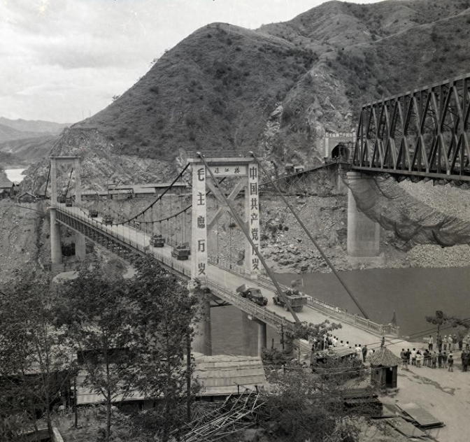 回顾50多年前乐山市夹江县建设成昆铁路的历史,以及乐山北站来历