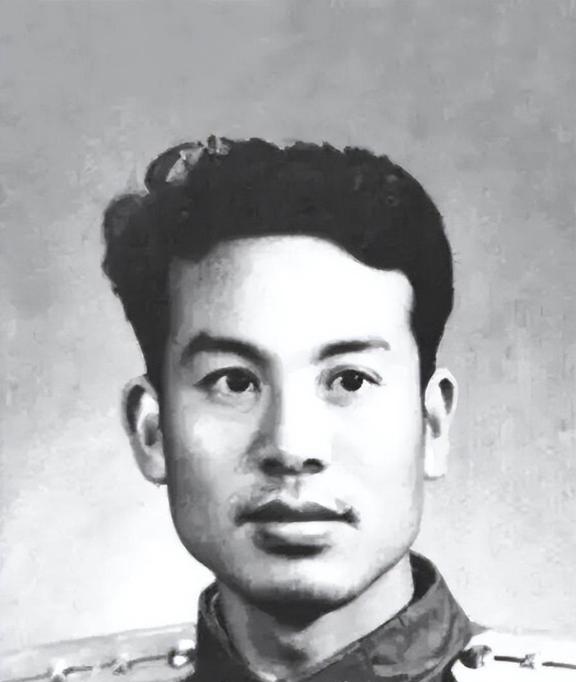1965年,廉宝生被叛徒挟持到台岛,蒙受冤屈,28年后大陆追认烈士