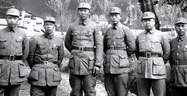 周子昆警卫员还原项英之死:睡梦中被信任的副官刘厚总枪杀