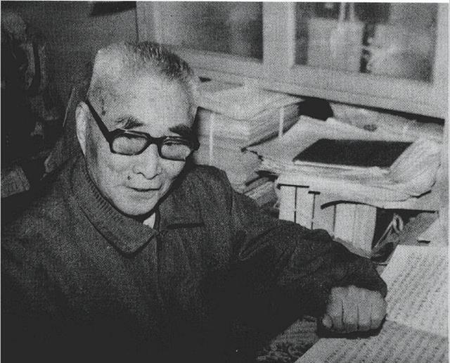 黄维:最后一批特赦战犯,痴迷发明永动机,妻子狱外苦等27年