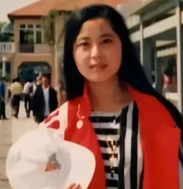 回顾 "酒厂技术员"麻一铭:岳父母反对仍坚持,如今妻子成英雄