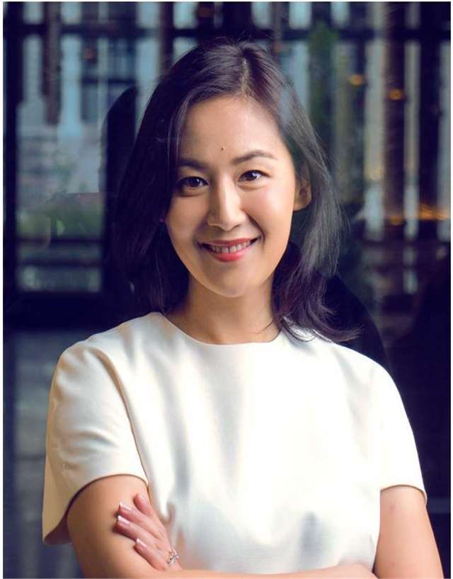 王津元:嫁给比她大4岁的富豪郭广昌,生下3个孩子,如今怎样了?