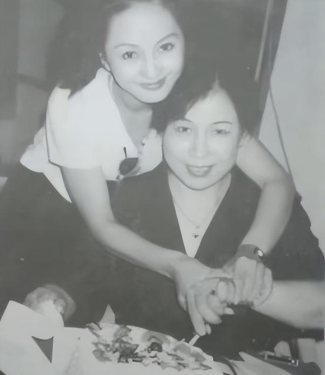 "香妃"母亲韩秀云:女儿遇难,丈夫殉职,儿子绝症,孤苦一人