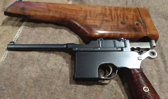 杨靖宇所用国产"金鸡环眼满槽通天档镜面",在匣子枪中属何水平