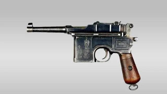 杨靖宇所用国产"金鸡环眼满槽通天档镜面",在匣子枪中属何水平