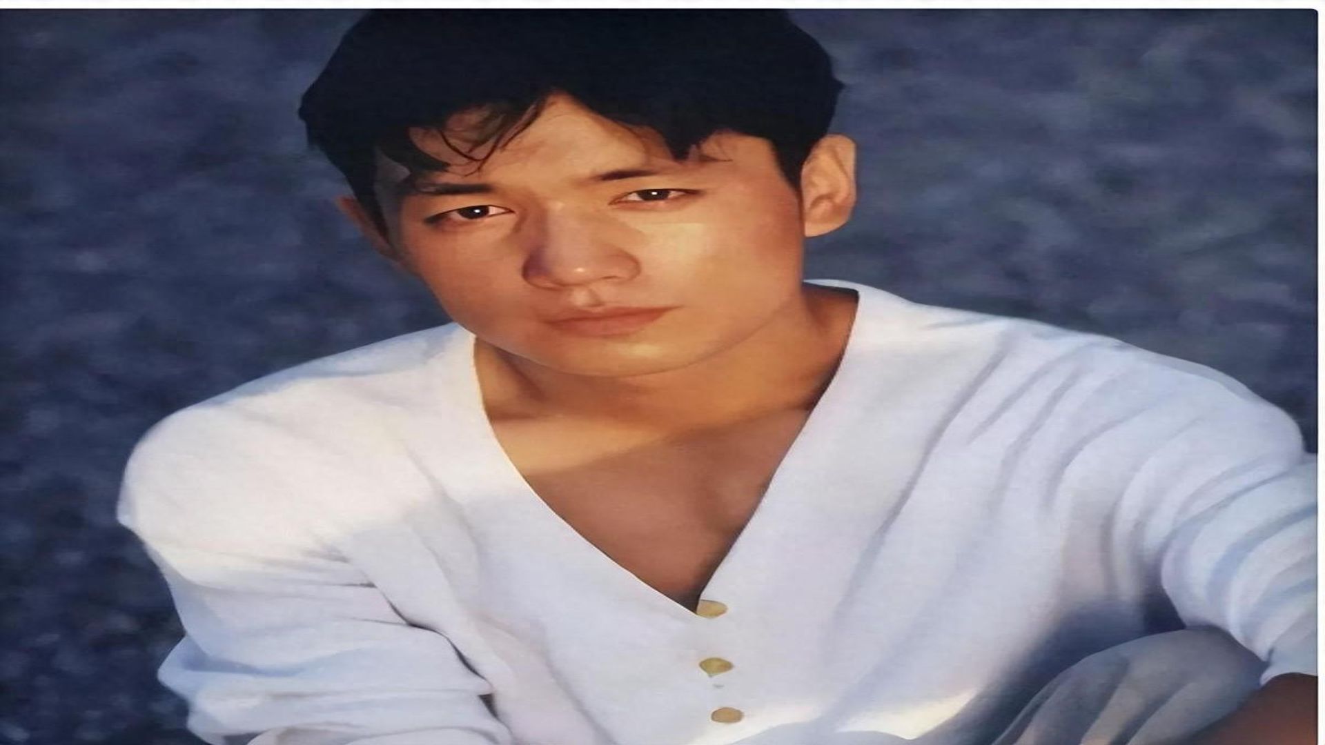 回顾邢佳栋:4岁演戏21岁被学校开除,22岁被绑架却跟绑匪成朋友