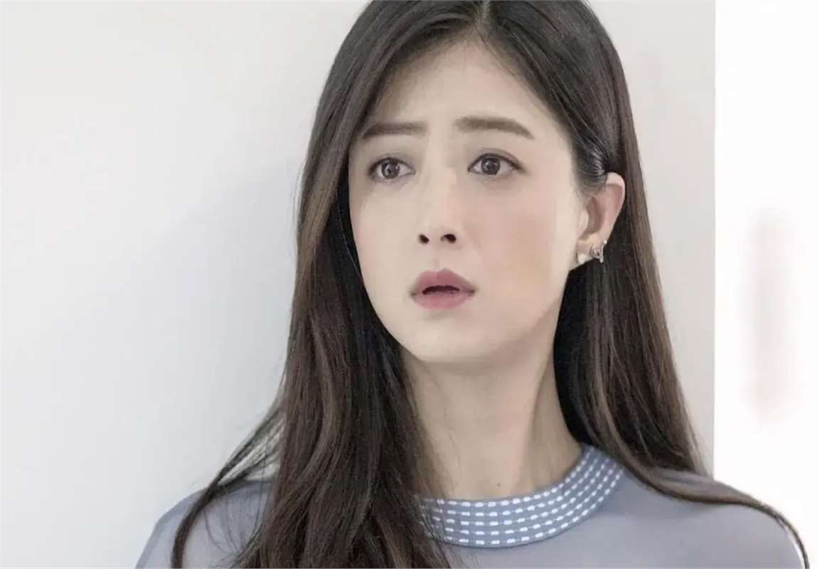 落魄到无戏可拍?看到蔡少芬和蒋欣的现状,才知道原来姚晨没说错