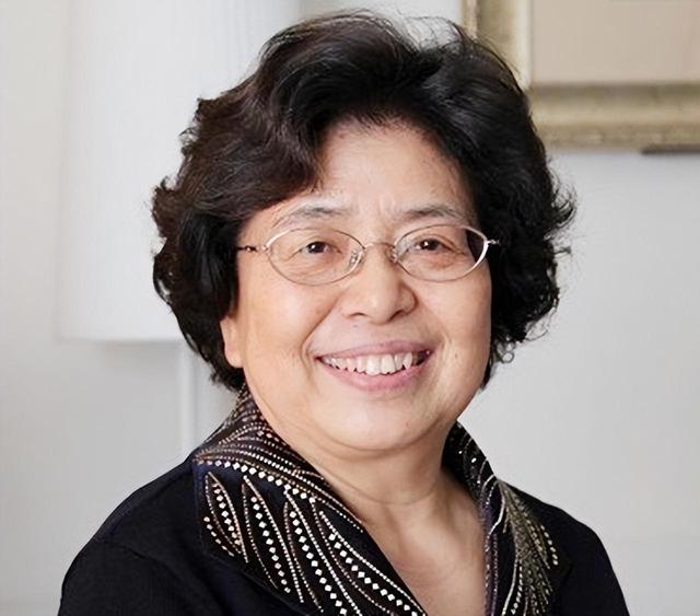 2013年庄则栋去世:两任妻子到场,鲁豫悼念,去世前曾想要安乐死