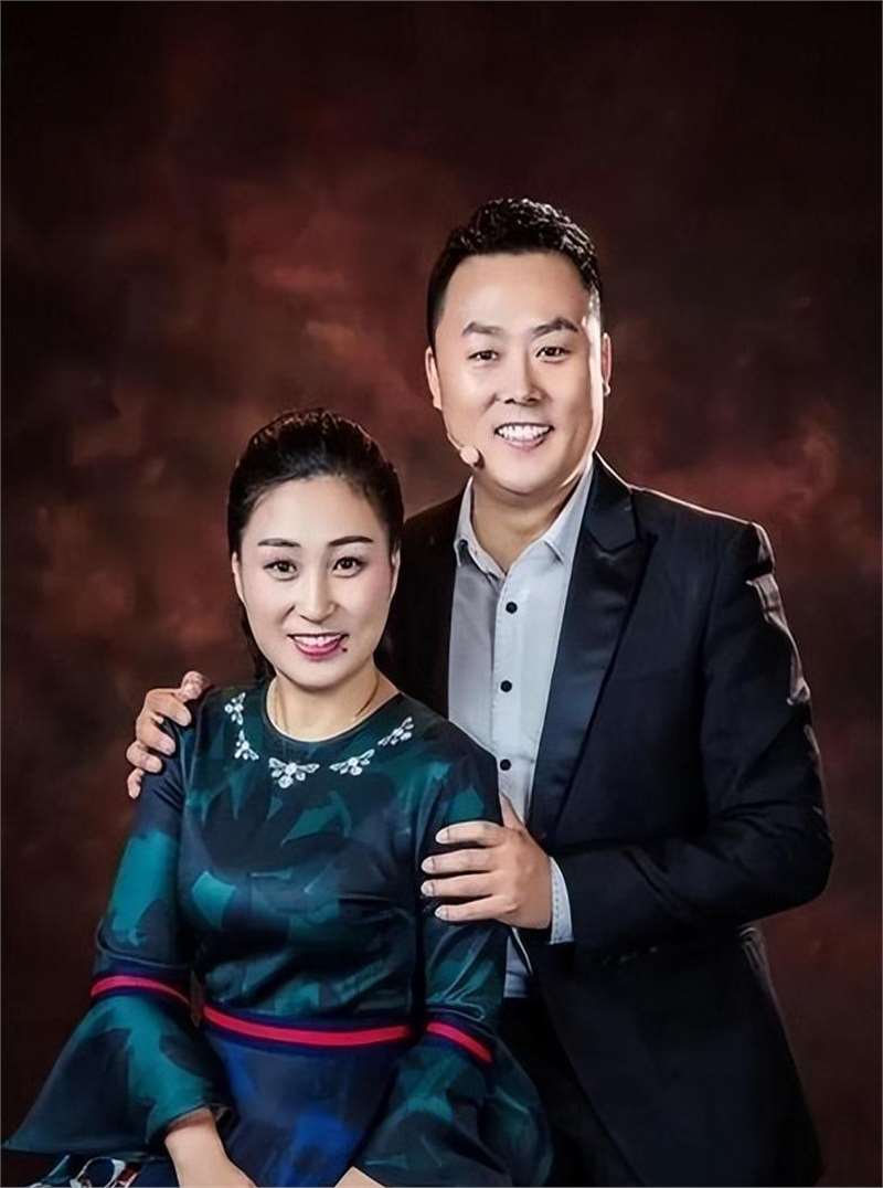 曾经当众承诺成名后,绝不抛弃糟糠妻的刘大成,履行承诺了吗?