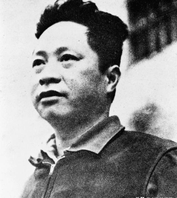 周子昆警卫员还原项英之死:睡梦中被信任的副官刘厚总枪杀