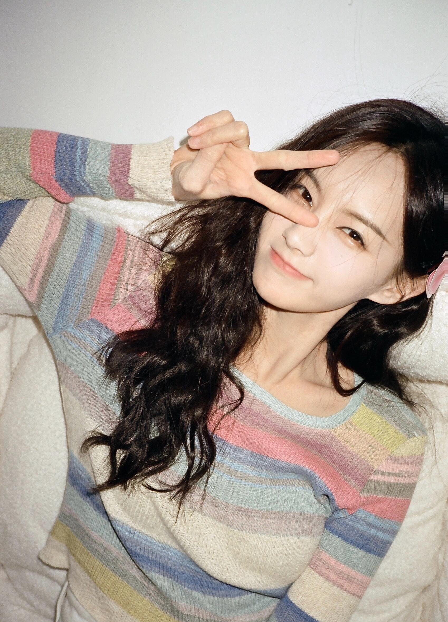 李一桐素颜洗脸:"水煮蛋"的真实魅力,竟然如此治愈!