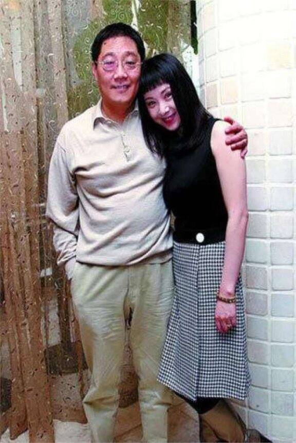 演员安雯:我要是知道丈夫会患癌去世,根本不会坚持替他还债9年