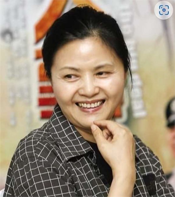 演员马军勤:从知青到影坛巨星,后回归家庭孝顺父母抚养子女