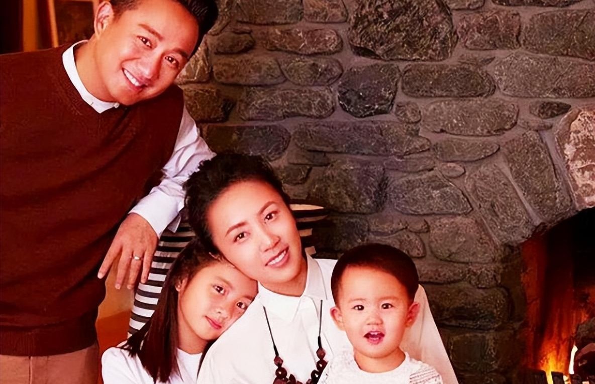 黄多多"熟过头"遭批,终为黄磊孙莉荒唐买单,成长代价几何?