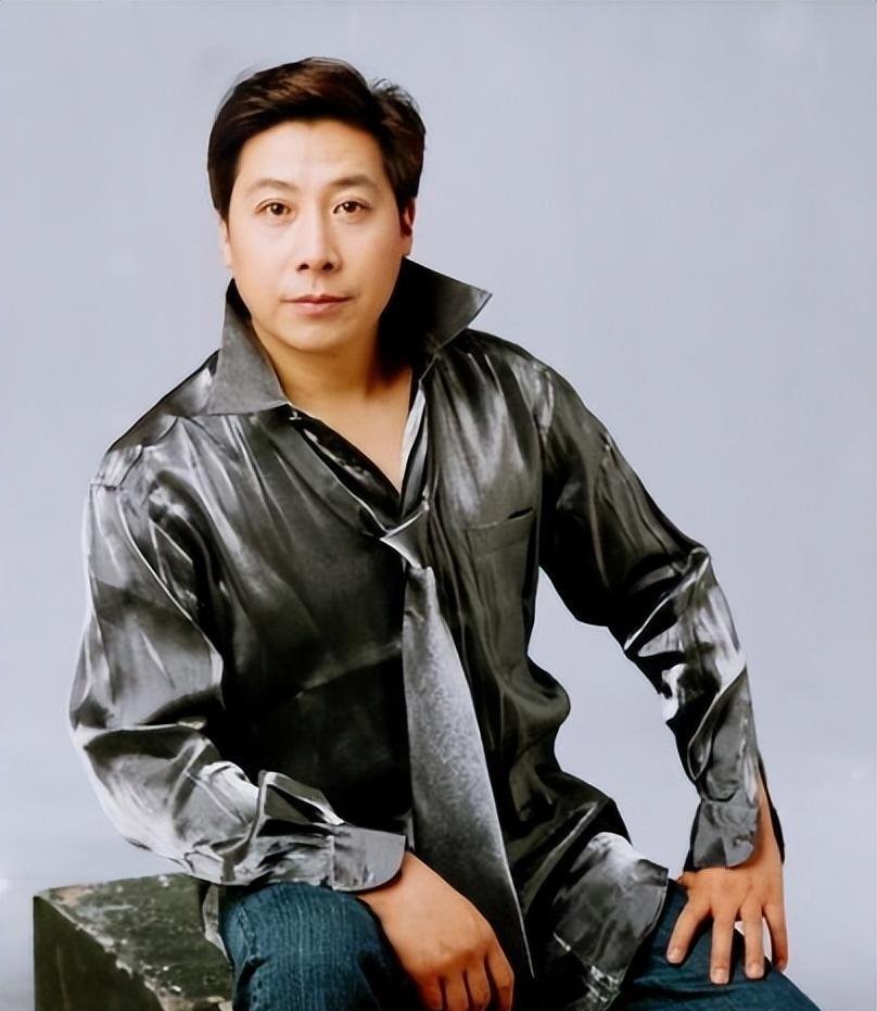 歌唱家魏金栋:与梦鸽从未谈恋爱,他爱妻子爱女儿