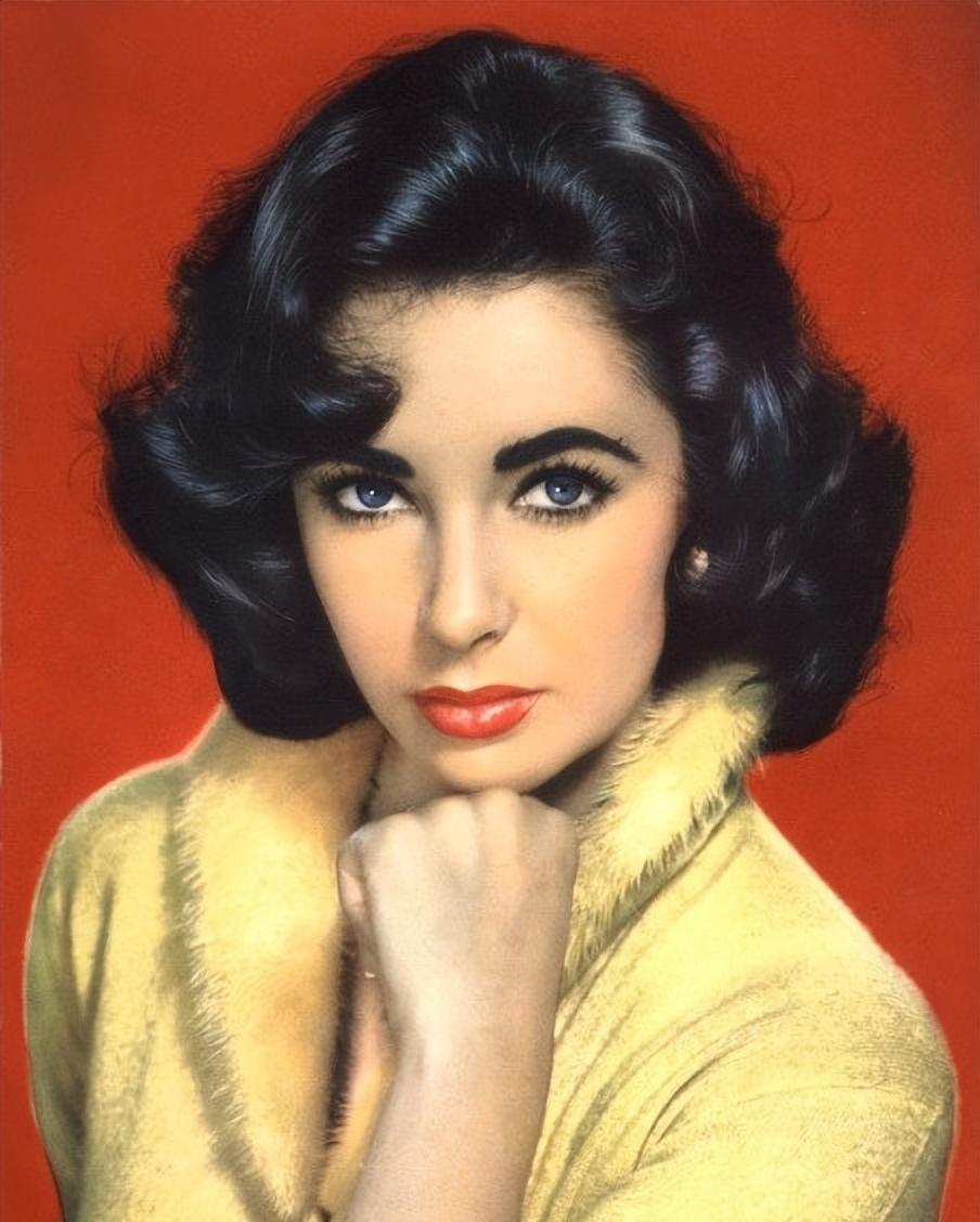 费雯丽与泰勒:容貌相似的旷世美人,猫眼绿和紫罗兰双眸摄人心魄