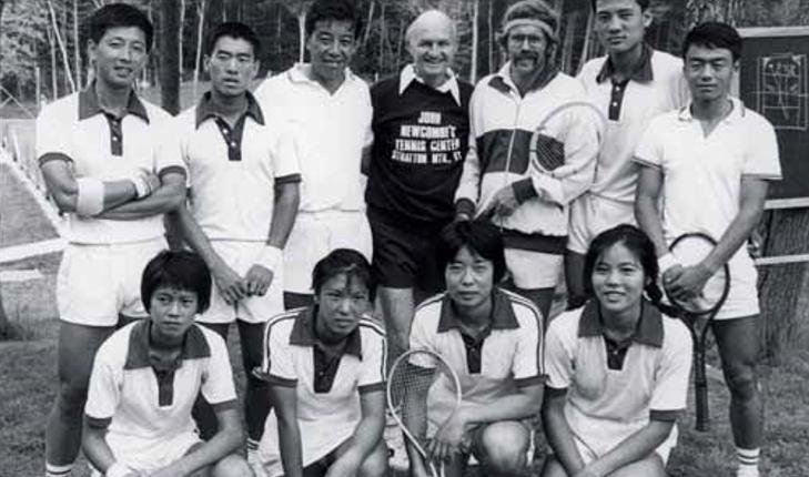 昔日网球巨星胡娜:叛逃美国震惊体坛,晚年归国画展引争议