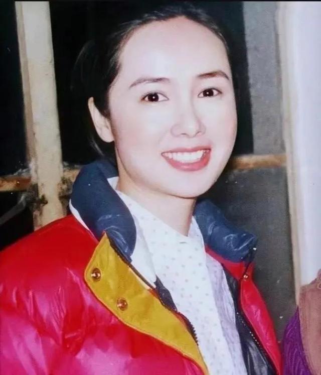 回顾蒋雯丽:一家三姐妹,姐姐比她还美,给马思纯1.2亿当嫁妆