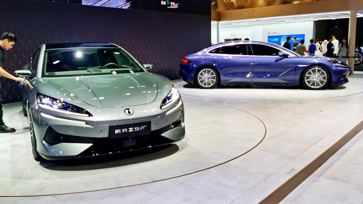 2024成都车展进行时,比亚迪全新mpv,suv,gt轿跑,集体亮相