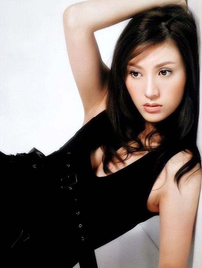 李嘉欣和李嘉明这对美丽动人的姐妹