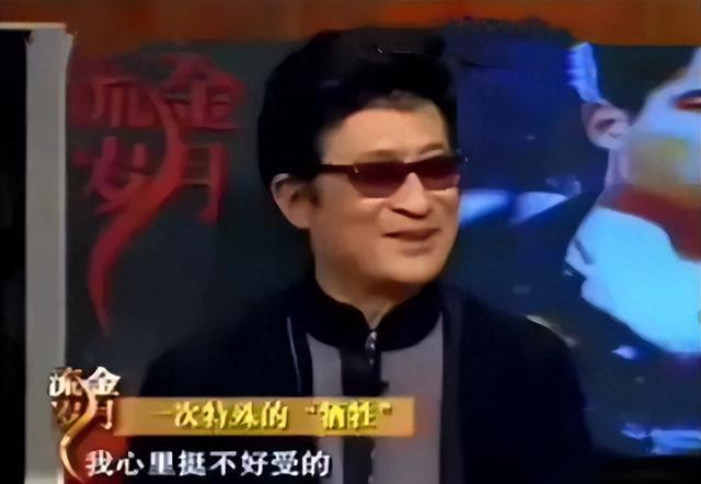 为拍电影炸死功勋军犬!导演姚守岗遭网友抵制,曾获金鸡奖提名